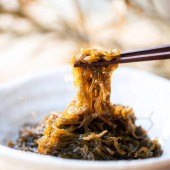 Tảo nâu Mozuku – “Kho báu” dinh dưỡng từ vùng biển Okinawa